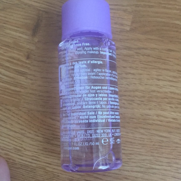 NWOT Clinique Take The Day Off Makeup Remover - Picture 3 of 3